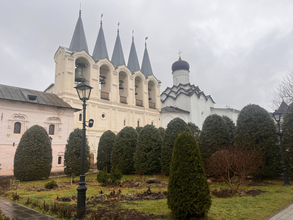 Инфо-пресс тур в Тихвин на трехосном автобусе повышенной комфортности