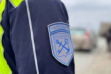 В Кировском районе проверили нелегальных таксистов