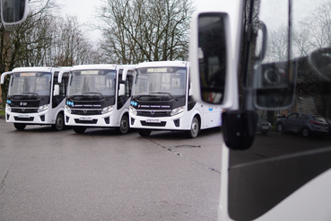 В Кингисеппе представили новый экологичный транспорт для городских и междугородних маршрутов